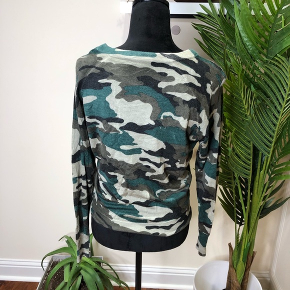 J. Crew 100% Merino Wool Camouflage Crewneck Sweater Small - Picture 7 of 7